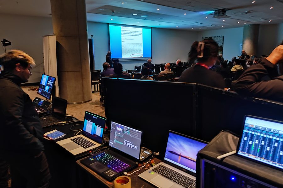 Cabina de transmisión en vivo de evento